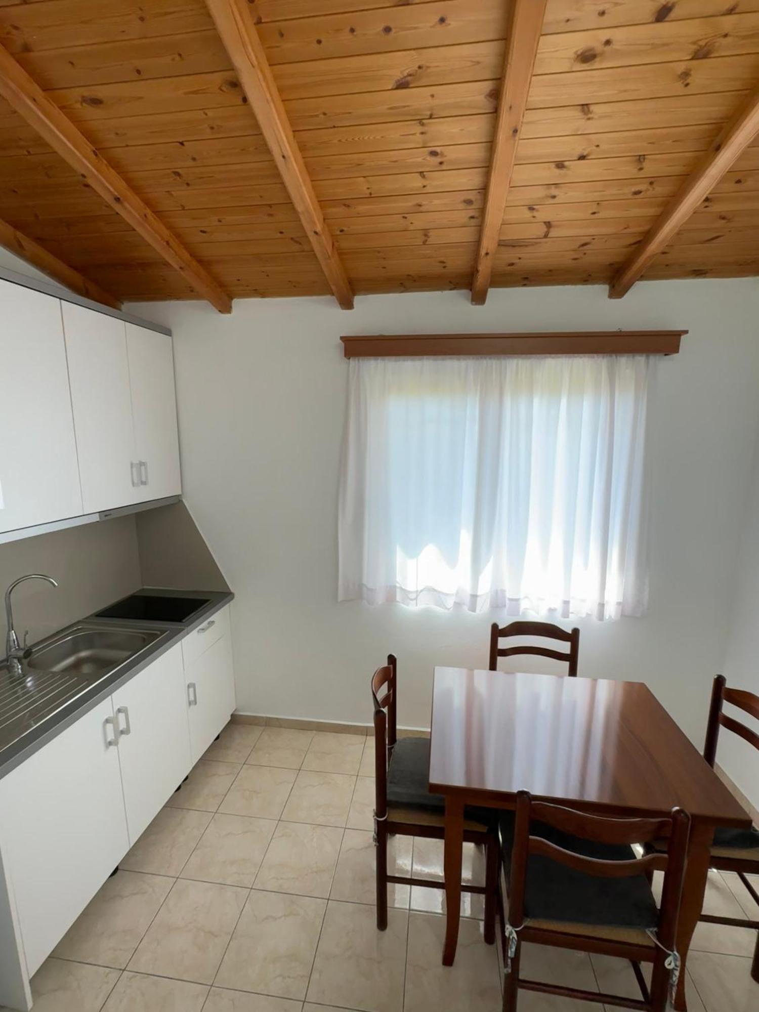 Apartment Angela Ксаміл Екстер'єр фото